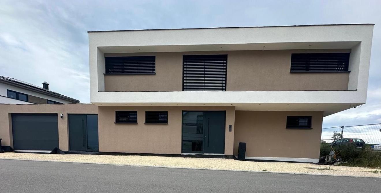 Ferienwohnung Kunterbunt メスキルヒ エクステリア 写真